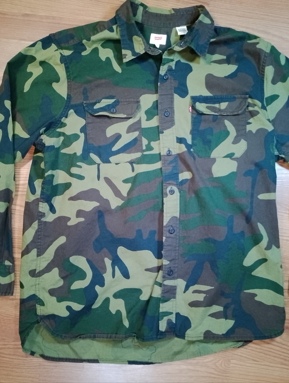 Levi’s Camo Button Up Shirt Men’s XL Military Utility